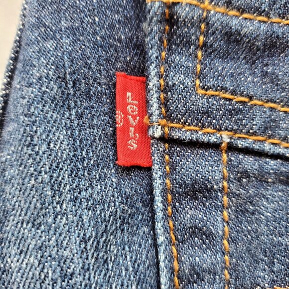 Levi's Low boot cut 545 blue jeans women's size 6 mid to darkish wash great cond - Picture 4 of 16